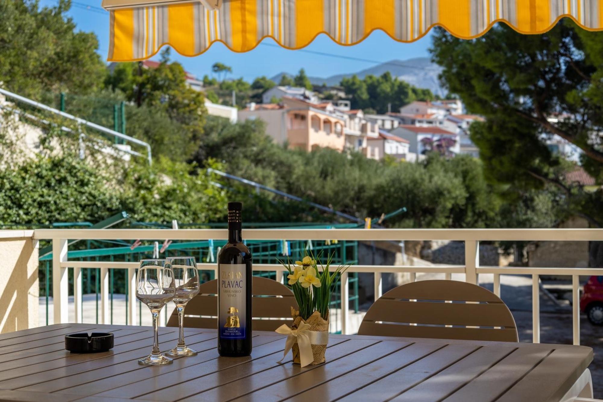Apartments By The Sea Duce, Omis - 946 Εξωτερικό φωτογραφία