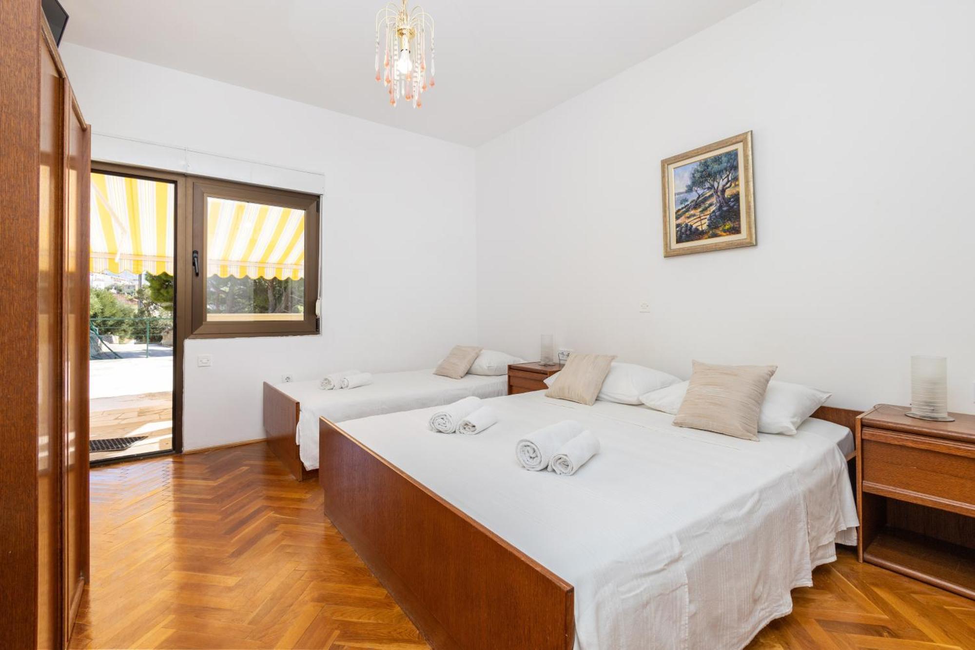 Apartments By The Sea Duce, Omis - 946 Εξωτερικό φωτογραφία